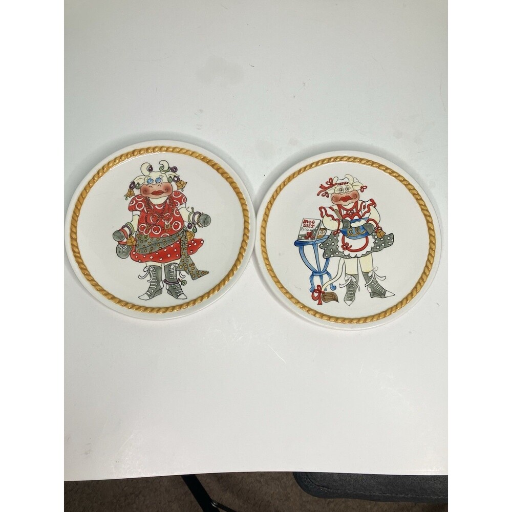 Set of 2 Lotus Judy Shelby Whimsical Cow 8” Plates  A